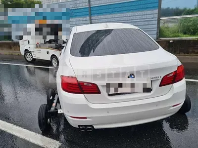 Photo 1 of 6: 2015 BMW 528i — Korean insurance auction