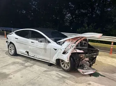 Photo 1 of 11: 2019 Tesla Model S Long Range — Korean insurance auction