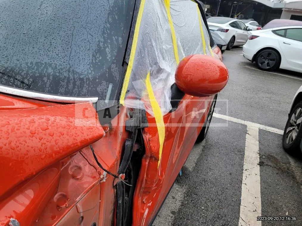 Photo 2 of 16: 2019 MINI Convertible Cooper (1,499 CC), VIN WMWWG510XK3K11318 — Korean insurance auction