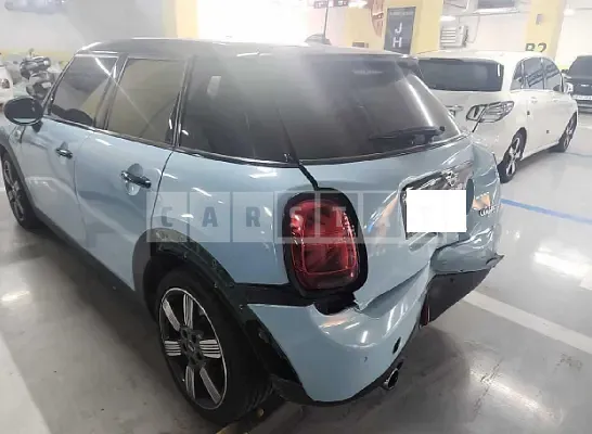 Photo 2 of 45: 2019 MINI Cooper Five-Door — Korean insurance auction
