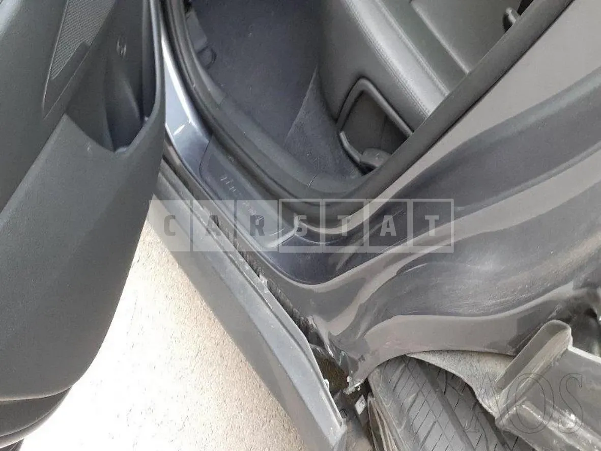 Photo 2 of 85: 2018 Hyundai Tucson TL 1.7, VIN KMHJ3815GJU691271 — Korean insurance auction