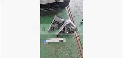 Photo 1 of 3: 2025 Kia (parts) Sorento Hybrid L Headlamp — Korean insurance auction