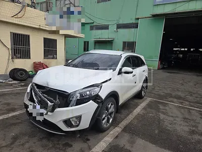Photo 1 of 15: 2015 Kia Sorento — Korean insurance auction
