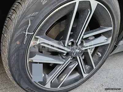 Photo 1 of 3: 2025 Genesis (parts) G80 Wheel — Korean insurance auction