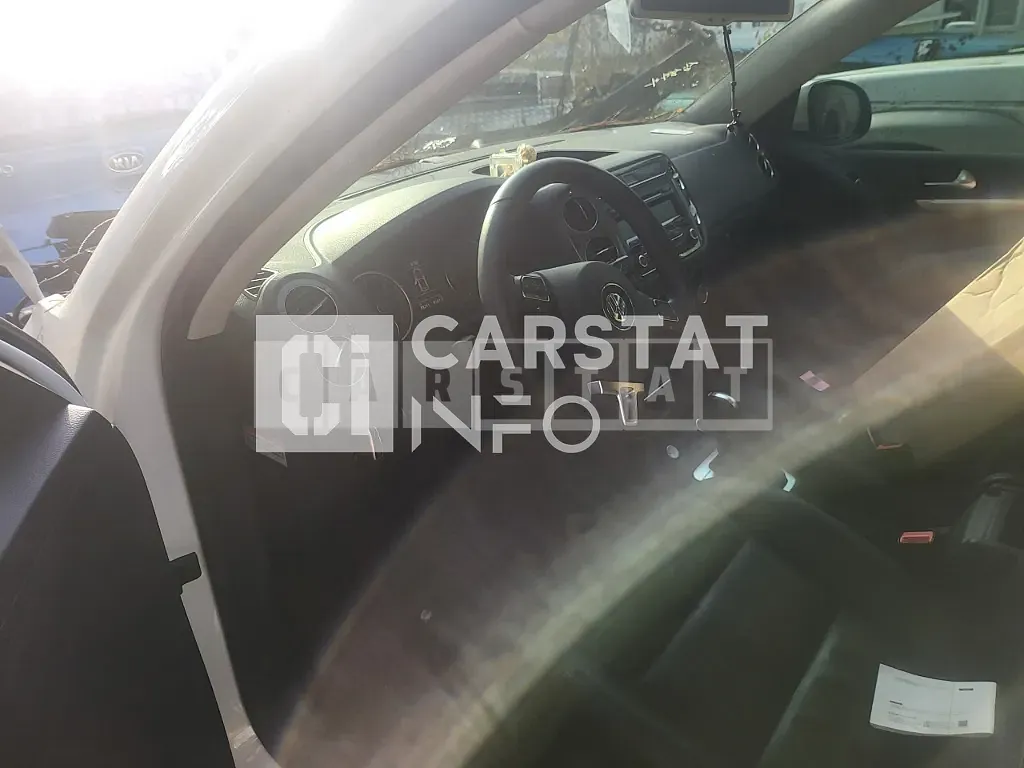 Photo 2 of 8: 2015 Volkswagen Tiguan 2.0 TDI BMT — Korean insurance auction