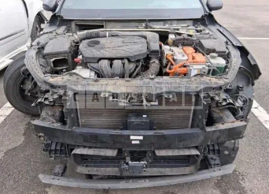 Photo 2 of 32: 2020 Kia K5, VIN KNAG541JBLA000451 — Korean insurance auction