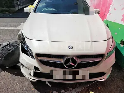 Photo 1 of 17: 2017 Mercedes-Benz CLA250 4Matic — Korean insurance auction