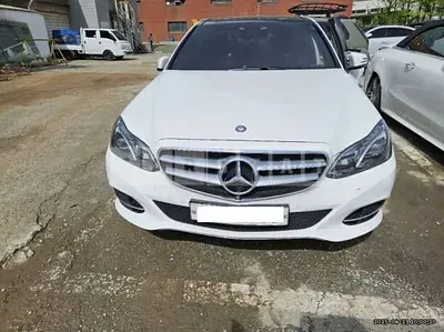 Photo 1 of 16: 2016 Mercedes-Benz E250 BlueTec 4Matic — Korean insurance auction