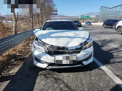 Photo 1 of 8: 2016 Honda Accord 3.5 — Korean insurance auction