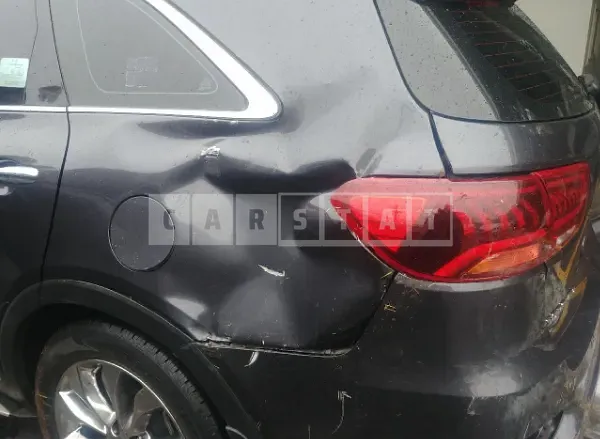 Photo 2 of 8: 2018 Kia Sorento, VIN KNAPH81BDJA417108 — Korean insurance auction