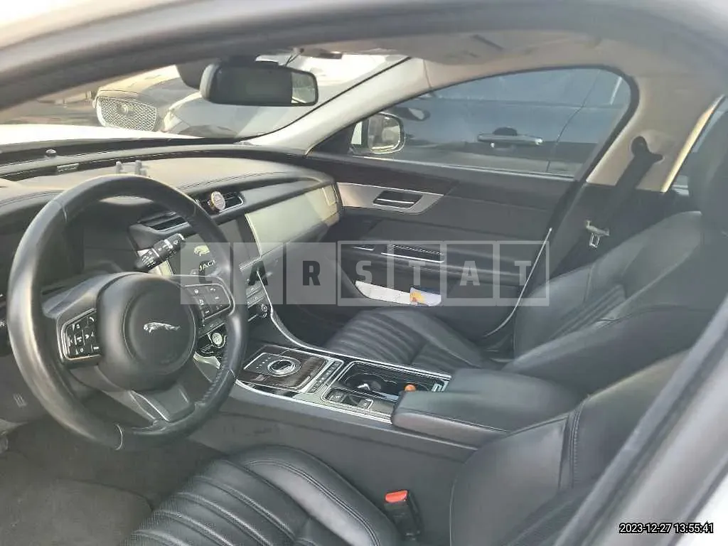 Photo 2 of 46: 2017 Jaguar XF 20d, VIN SAJBB4BN2HCY29425 — Korean insurance auction