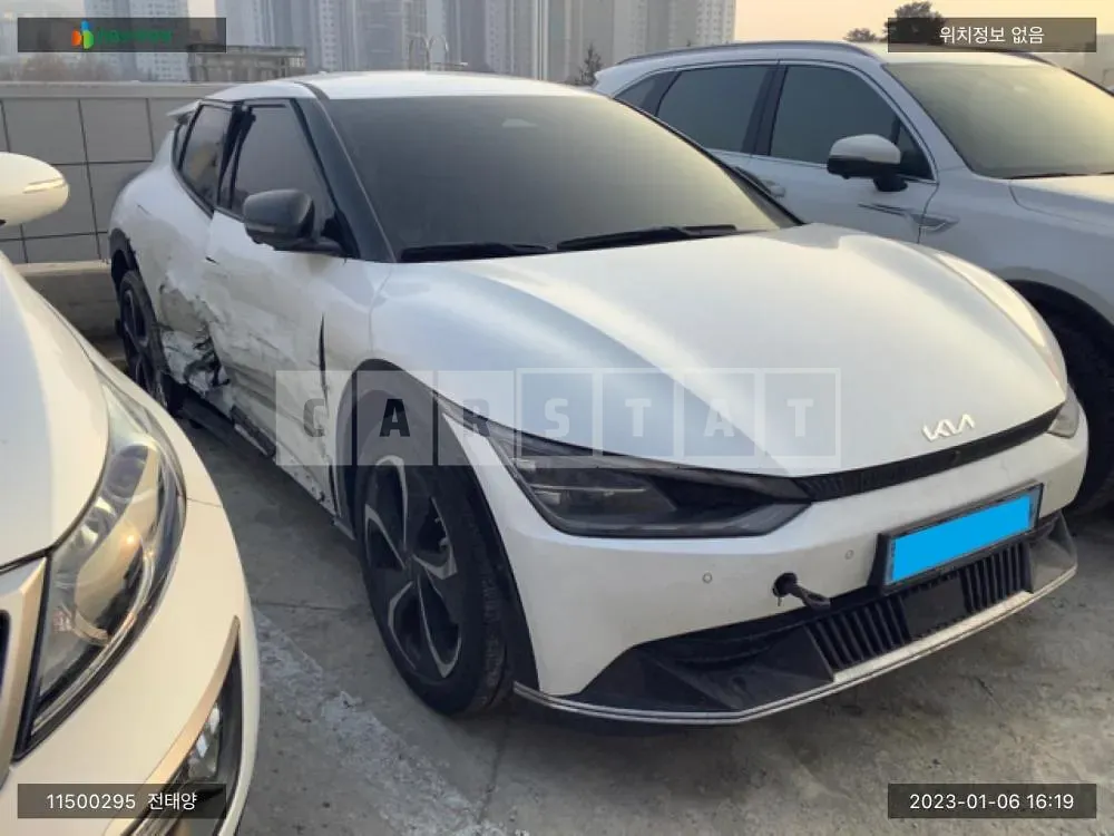 Photo 2 of 7: 2022 Kia EV6, VIN KNAC381CPNA081476 — Korean insurance auction
