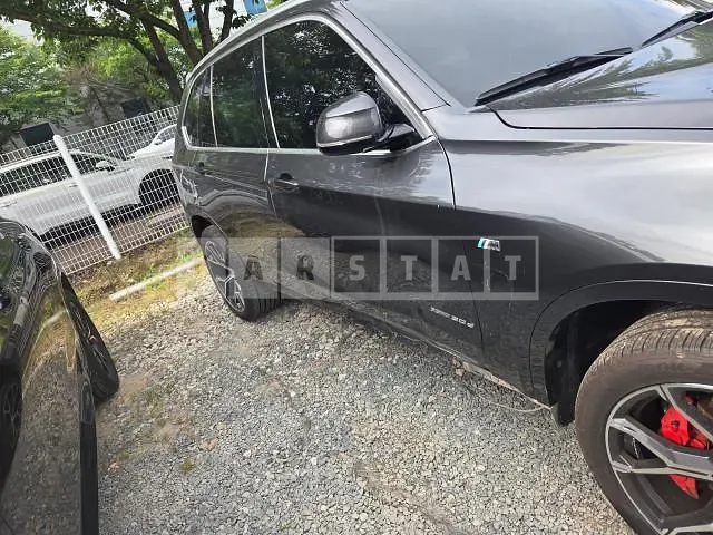 Photo 2 of 48: 2016 BMW X5 xDrive 30d, VIN WBAKS4102G0R83389 — Korean insurance auction