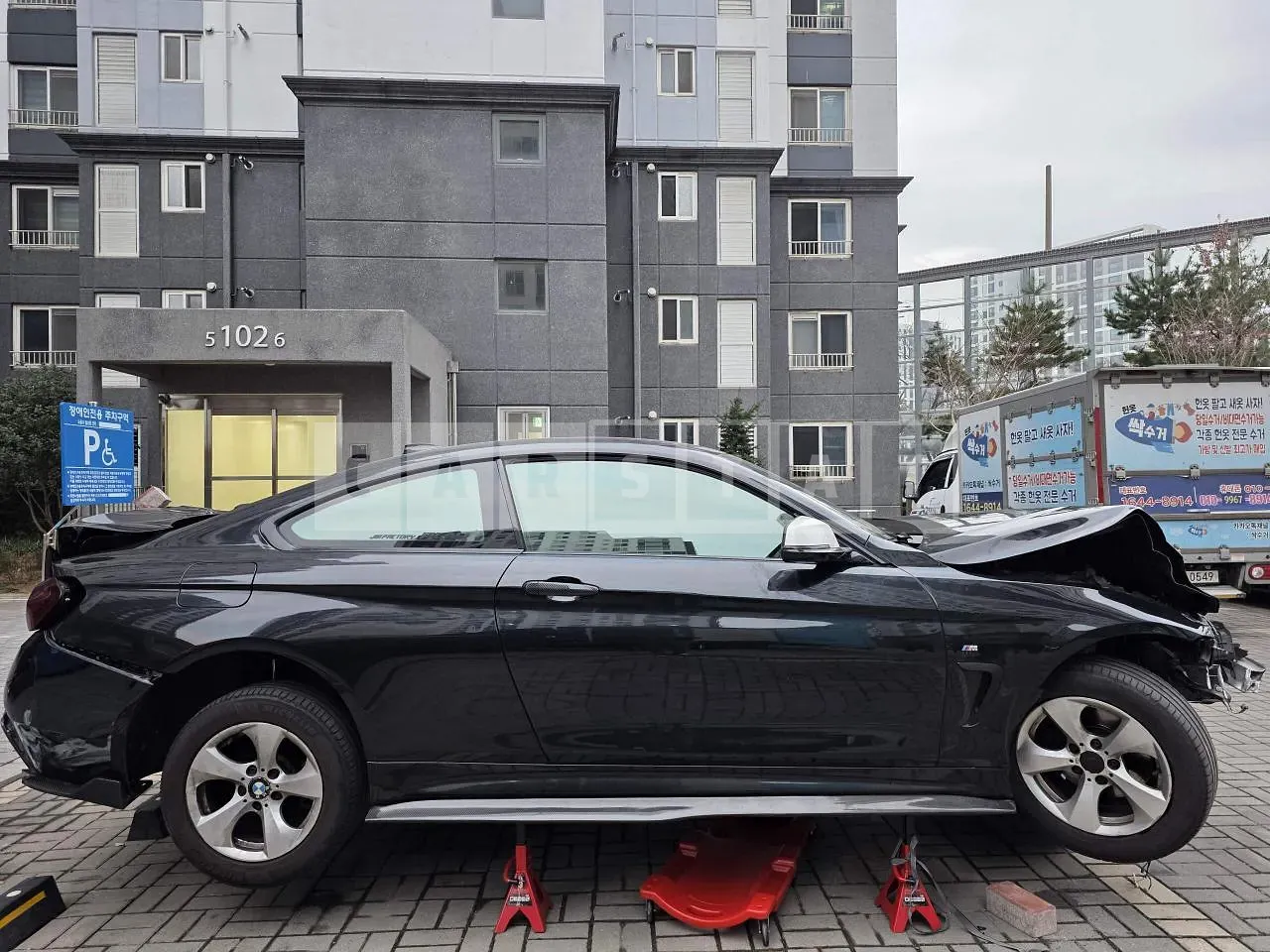 Photo 2 of 21: 2016 BMW 428i Coupe, VIN WBA3N7103GF786113 — Korean insurance auction