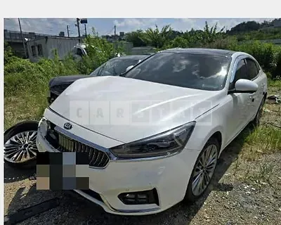 Photo 1 of 14: 2016 Kia K7 — Korean insurance auction