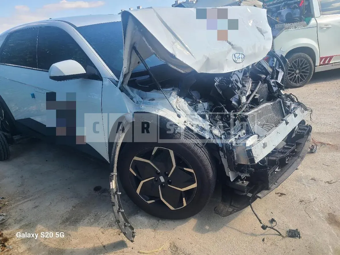 Photo 2 of 5: 2021 Hyundai IONIQ 5 Long Range — Korean insurance auction