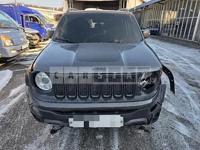 Photo 1 of 19: 2018 Jeep Zip Renegade — Korean insurance auction