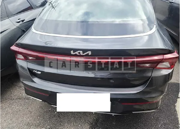 Photo 2 of 15: 2022 Kia K5 — Korean insurance auction