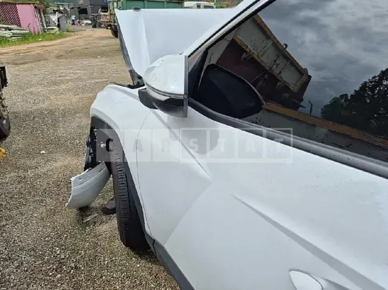 Photo 2 of 25: 2023 Hyundai Tucson — Korean insurance auction