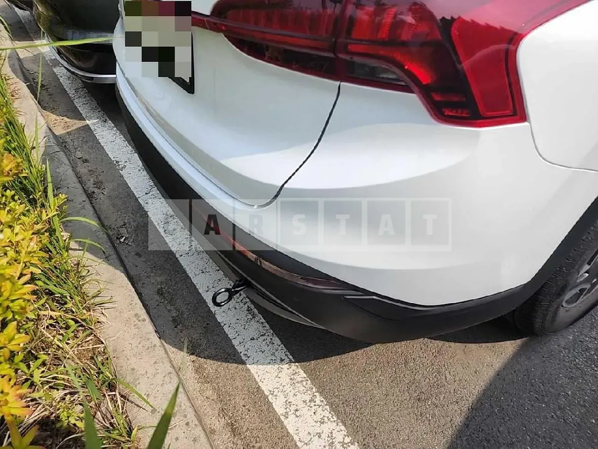 Photo 2 of 13: 2021 Hyundai Santa Fe, VIN KMHS3811BNU014711 — Korean insurance auction