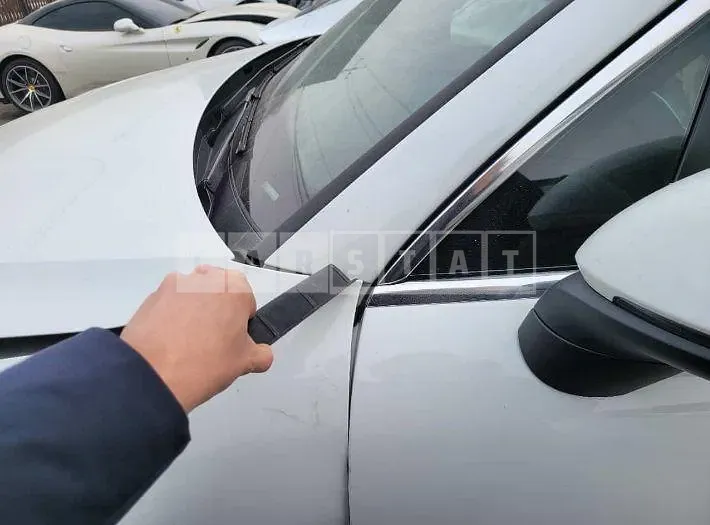Photo 2 of 23: 2019 Porsche Cayenne, VIN WP1AA29Y8KDA23834 — Korean insurance auction