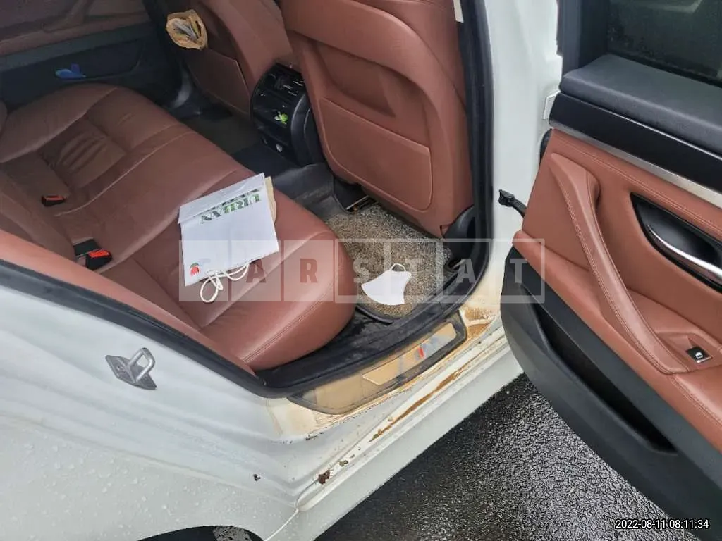Photo 2 of 14: 2016 BMW 520d, VIN WBA5E5102GG067944 — Korean insurance auction
