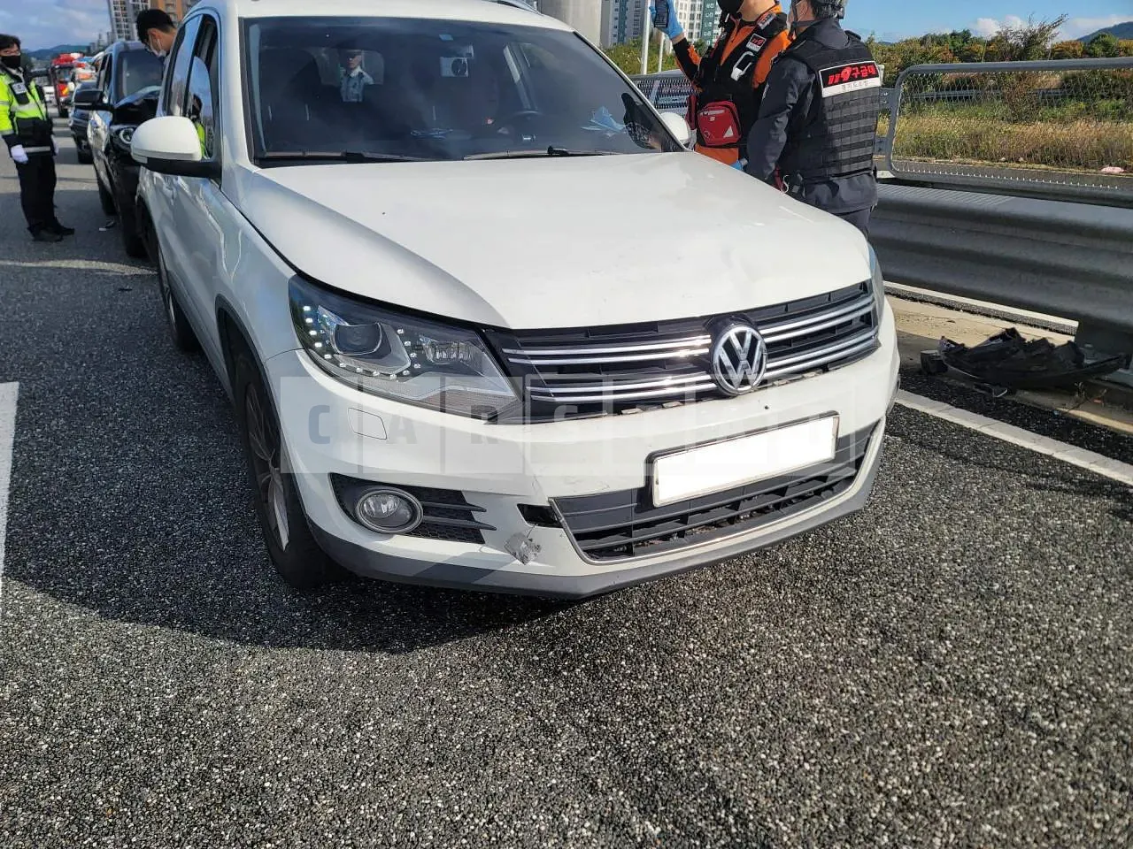 Photo 2 of 15: 2016 Volkswagen Tiguan 2.0 TDI Bm, VIN WVGZZZ5NZGW541918 — Korean insurance auction