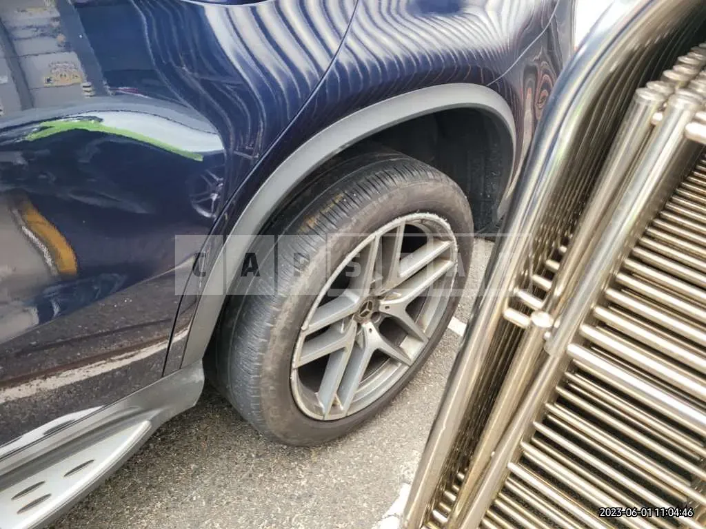 Photo 2 of 8: 2018 Mercedes-Benz GLE350d 4Matic Coupe, VIN WDCED2EB1JA092547 — Korean insurance auction