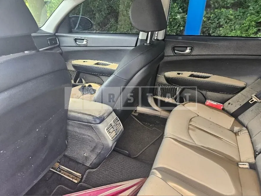 Photo 2 of 9: 2019 Kia K5 2.0(LPG) — Korean insurance auction