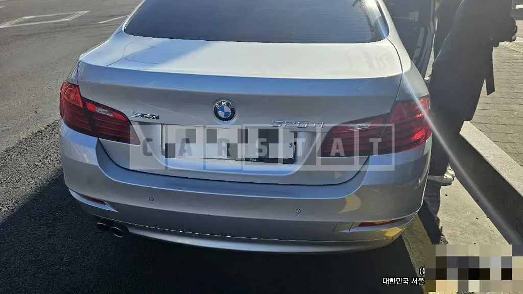 Photo 2 of 7: 2015 BMW 520d xDrive — Korean insurance auction