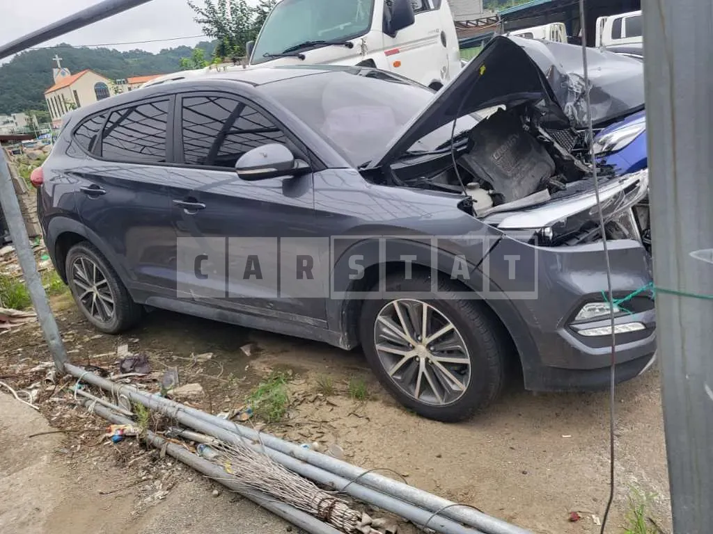 Photo 2 of 4: 2016 Hyundai Tucson, VIN KMHJ381ABGU006491 — Korean insurance auction