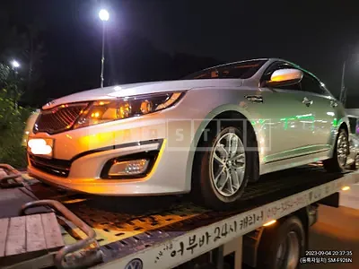 Photo 1 of 10: 2015 Kia K5, VIN KNAGN418BFA559319 — Korean insurance auction