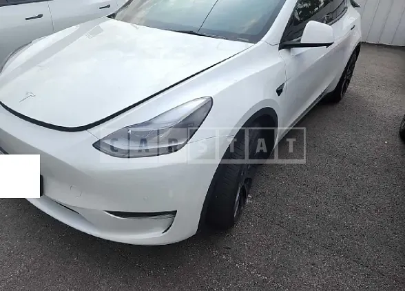 Photo 2 of 23: 2022 Tesla Model Y Performance, VIN 7SAYGDEF5NF497609 — Korean insurance auction