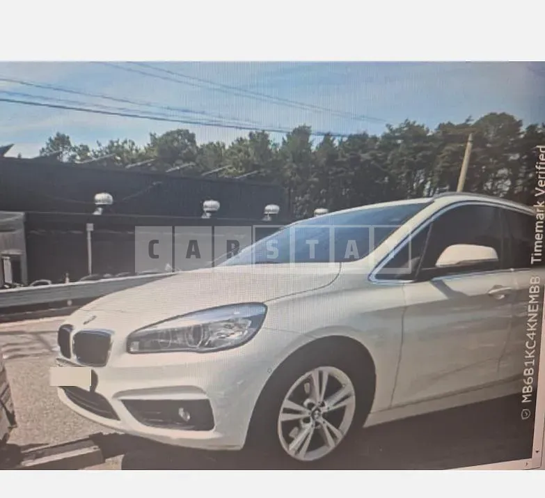 Photo 2 of 5: 2015 BMW Active Tourer — Korean insurance auction