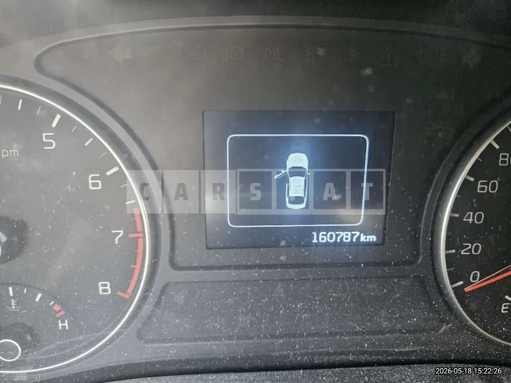 Photo 2 of 11: 2015 Kia K5 — Korean insurance auction