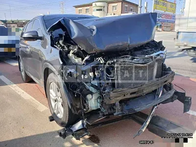 Photo 1 of 6: 2016 Kia Sorento — Korean insurance auction