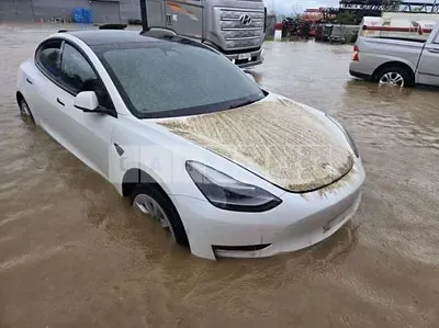 Photo 1 of 6: 2022 Tesla Model 3 LongRange — Korean insurance auction