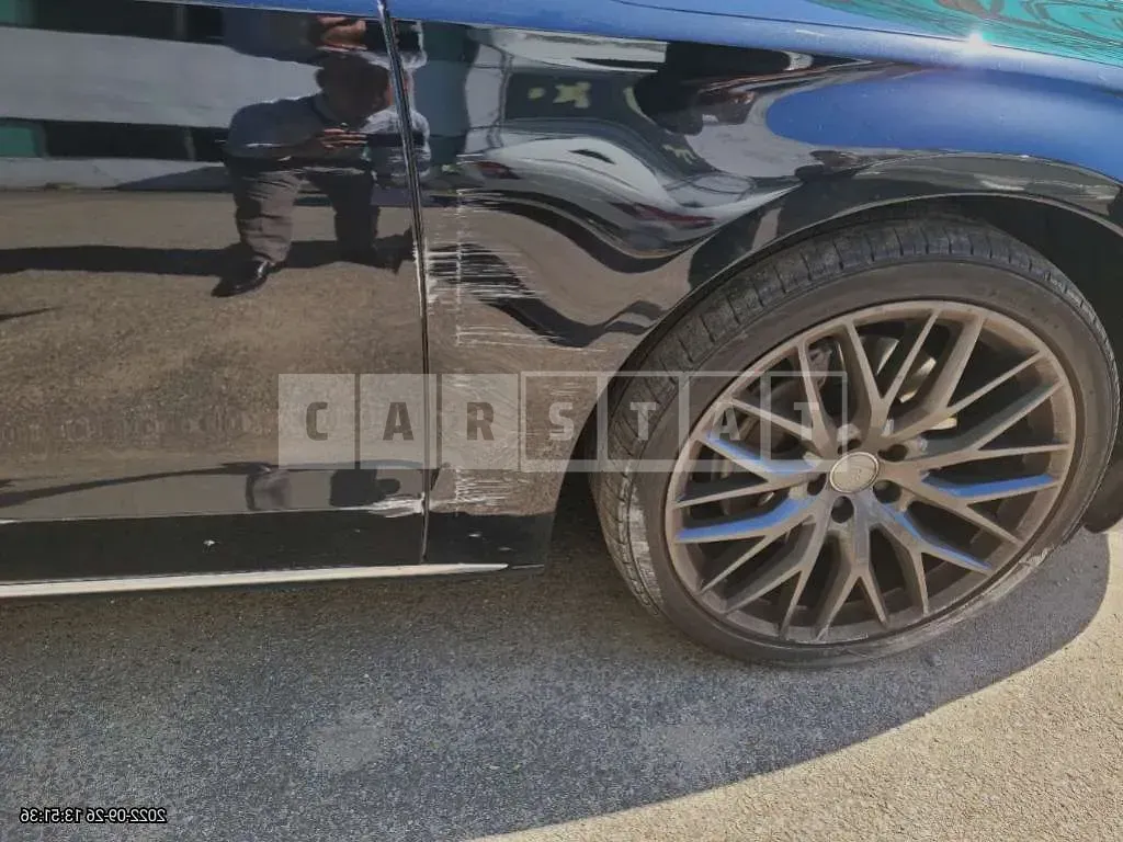 Photo 2 of 9: 2015 Audi A8L 50 TDI quattro, VIN WAUZZZ4H3FN039515 — Korean insurance auction