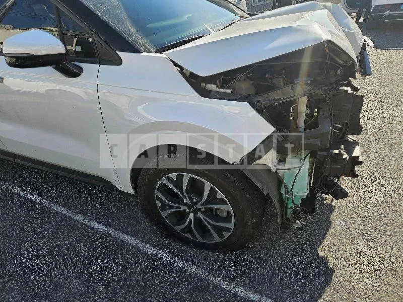 Photo 2 of 21: 2023 Kia Carnivals — Korean insurance auction