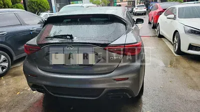 Photo 1 of 8: 2017 Infiniti Q30, VIN SJKCH53E7HA057504 — Korean insurance auction