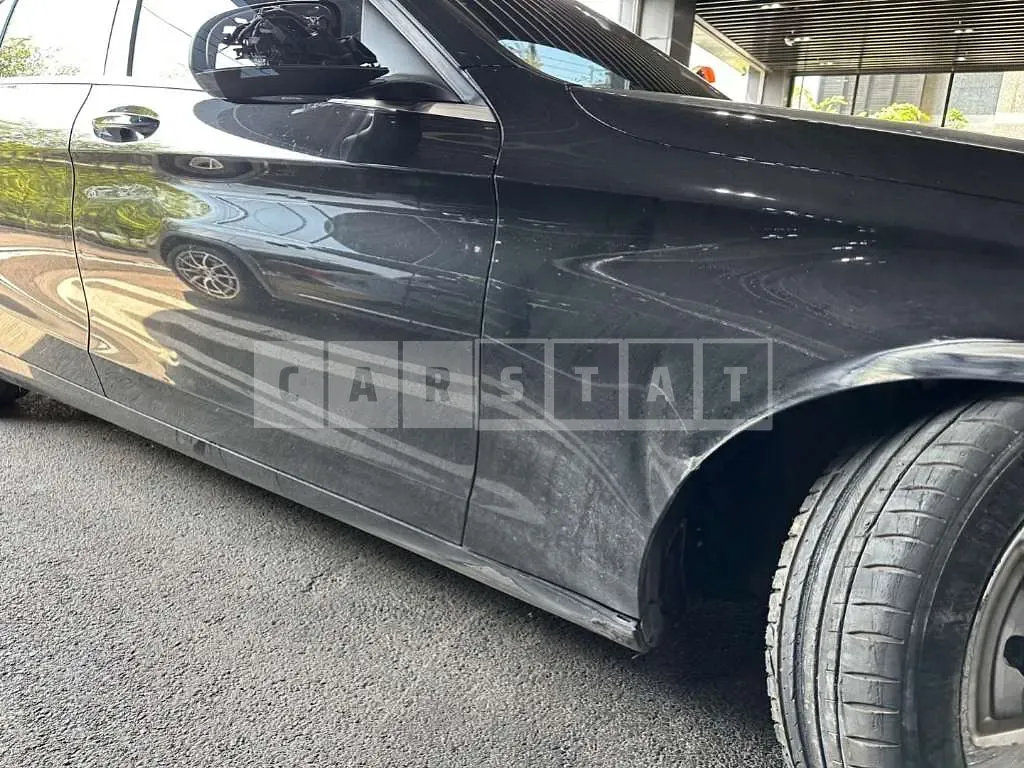 Photo 2 of 50: 2016 Mercedes-Benz C 200, VIN WDDWF4CB8GF247017 — Korean insurance auction