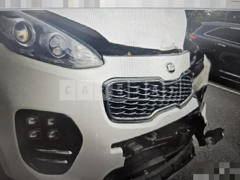 Photo 2 of 5: 2018 Kia Sportage 2.0 — Korean insurance auction