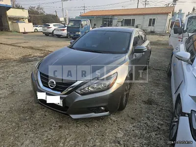 Photo 1 of 11: 2018 Nissan Altima 2.5 — Korean insurance auction
