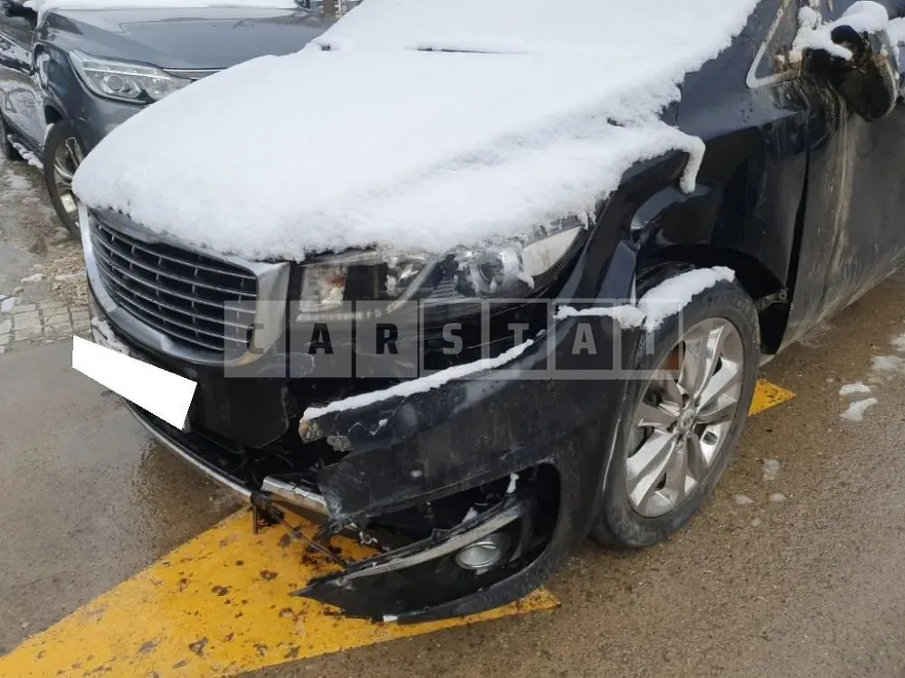 Photo 2 of 20: 2018 Kia Carnival, VIN KNAME81ABJS443276 — Korean insurance auction