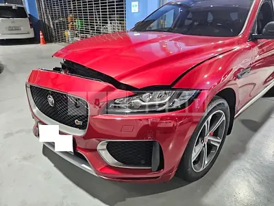 Photo 1 of 50: 2017 Jaguar F-Pace 30d, VIN SADCA2BK2HA052096 — Korean insurance auction
