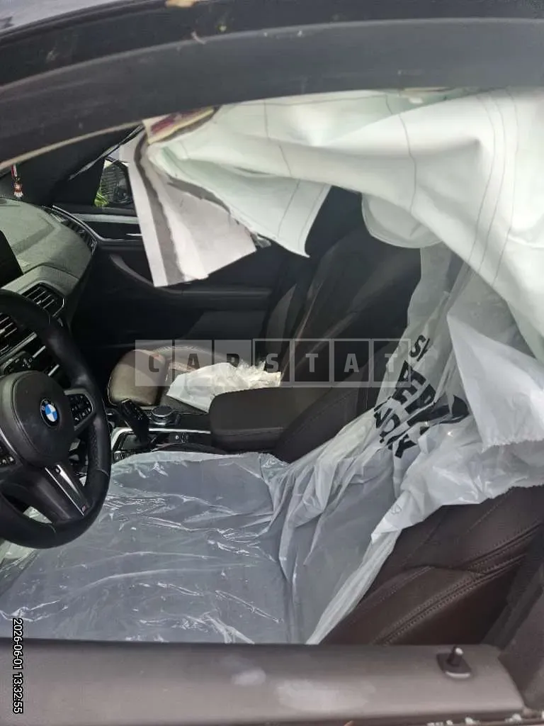 Photo 2 of 23: 2021 BMW X3 xDrive30e — Korean insurance auction
