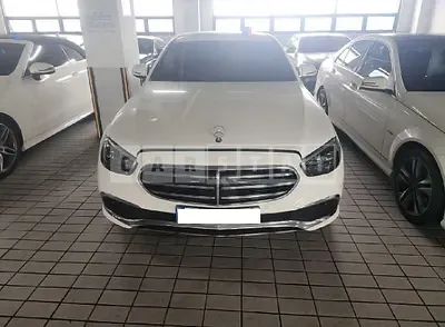 Photo 1 of 19: 2021 Mercedes-Benz E250, VIN W1KZF4FB2MA940585 — Korean insurance auction