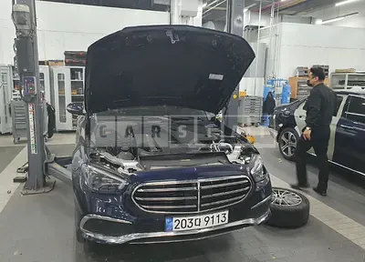 Photo 1 of 29: 2022 Mercedes-Benz E250, VIN W1KZF4FB7NB083109 — Korean insurance auction