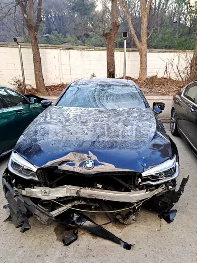 Photo 1 of 25: 2018 BMW 530i xDrive, VIN WBAJD9109JB277521 — Korean insurance auction