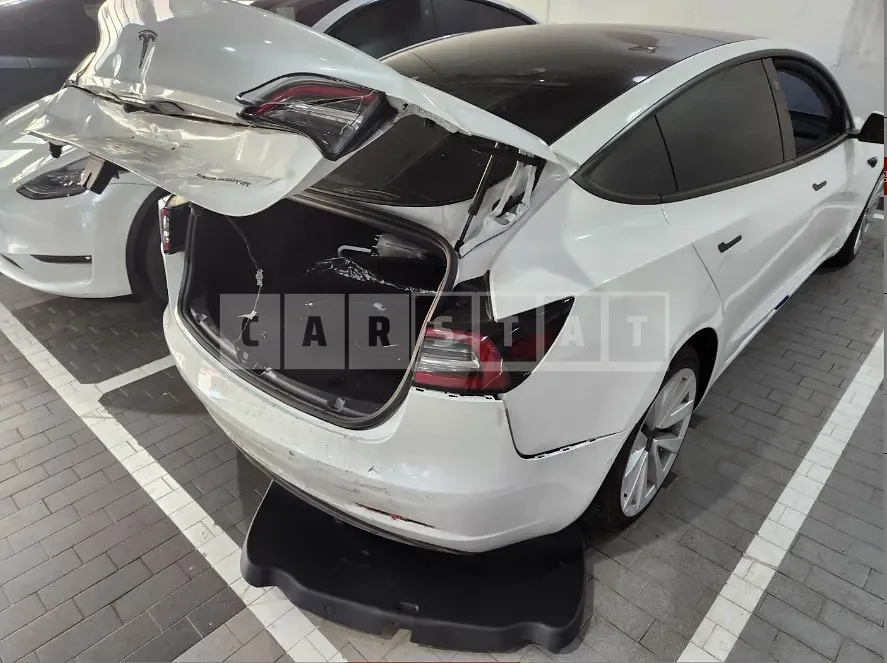 Photo 2 of 3: 2021 Tesla Model 3 Long Range — Korean insurance auction